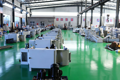 祥锐辉生产车间